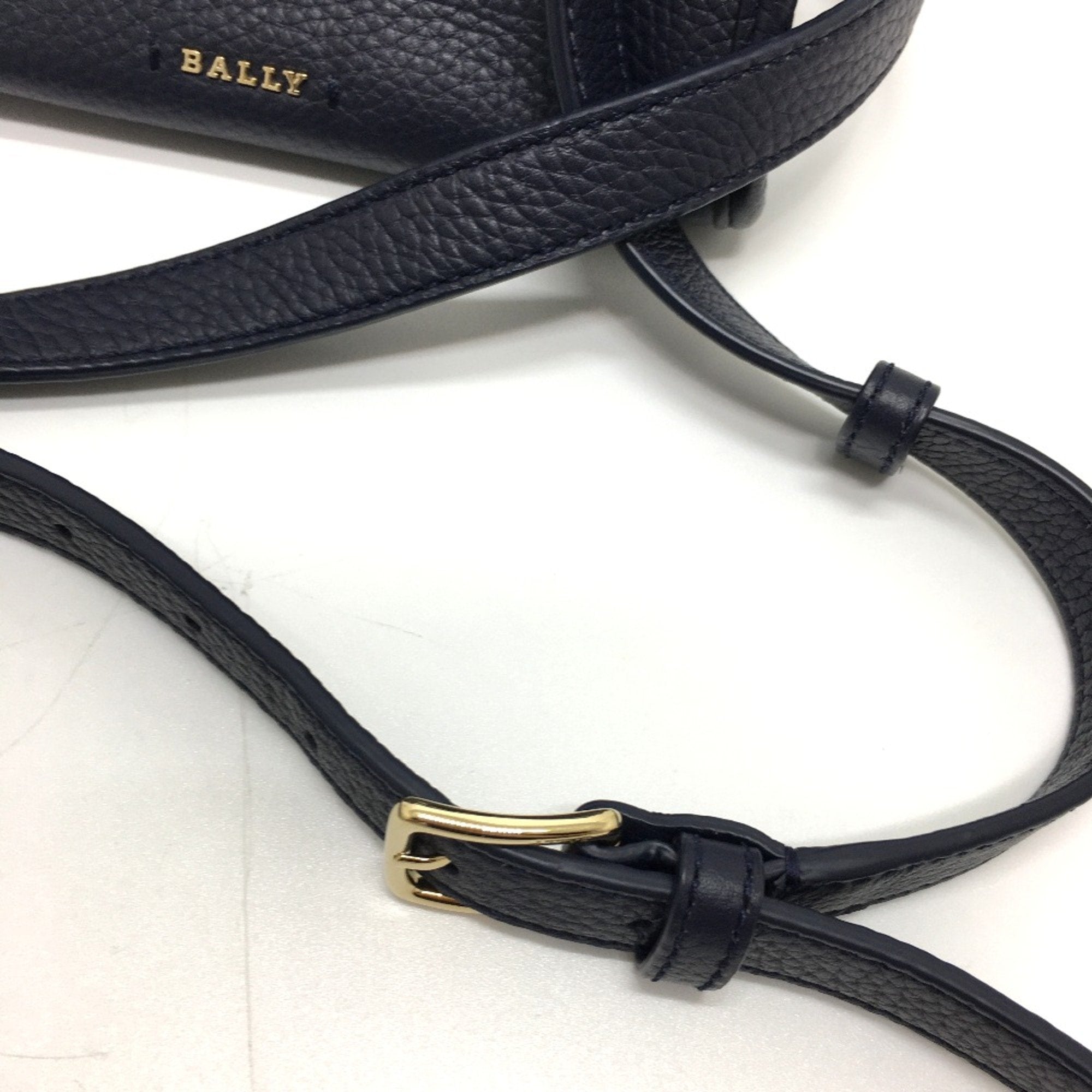 Bally Navy Leather Shoulder Bag (Pre-Owned)