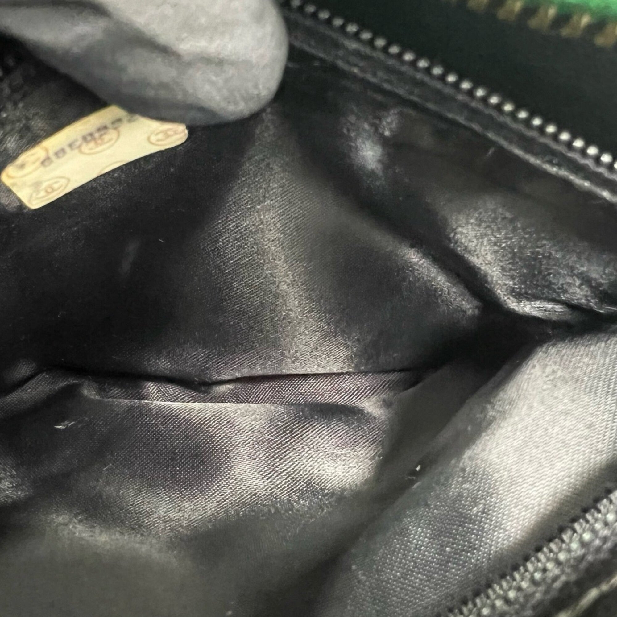 Chanel Green Grained Calfskin Shoulder Bag (Pre-Owned)