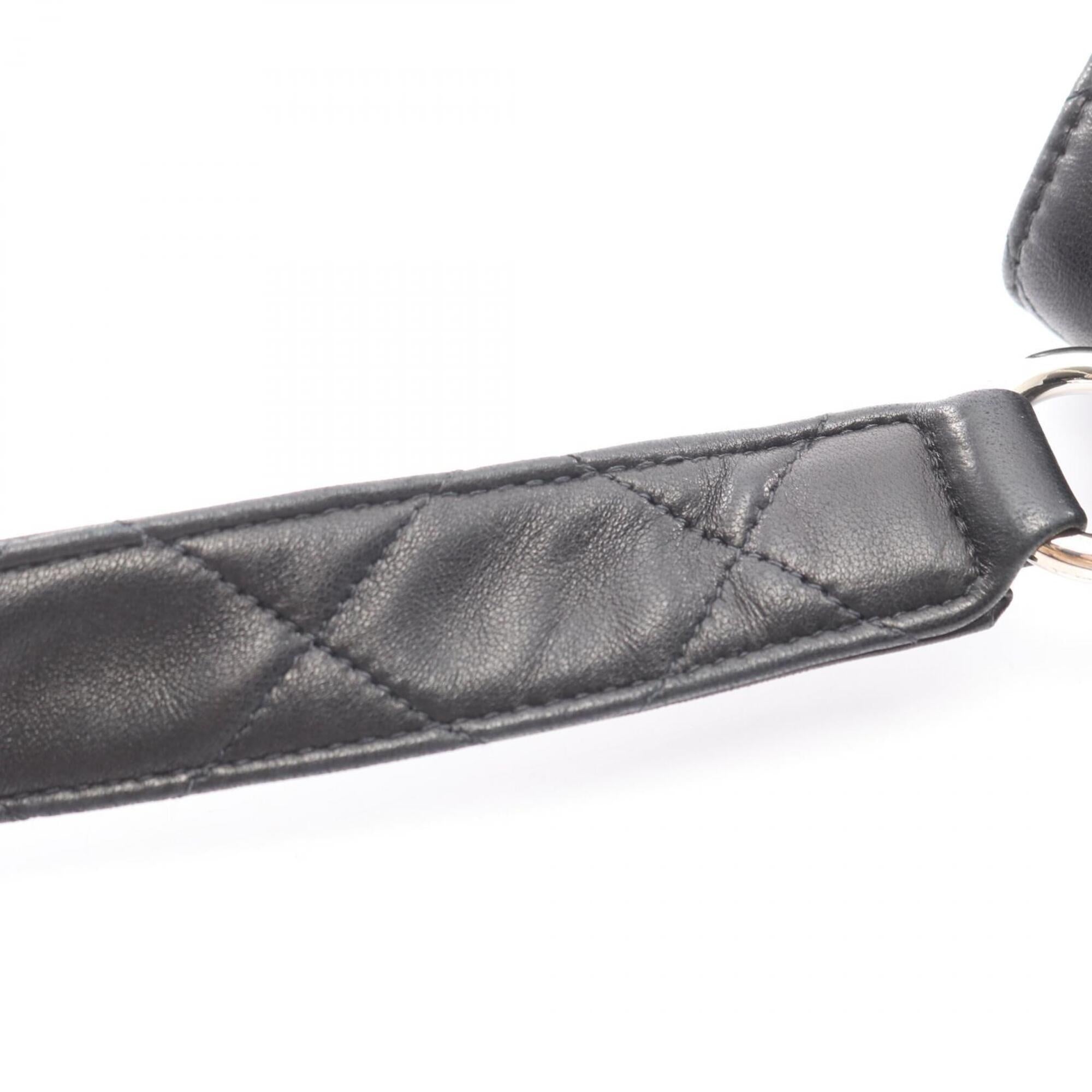 Chanel Black Leather Handbag Shoulder Bag (Pre-Owned)