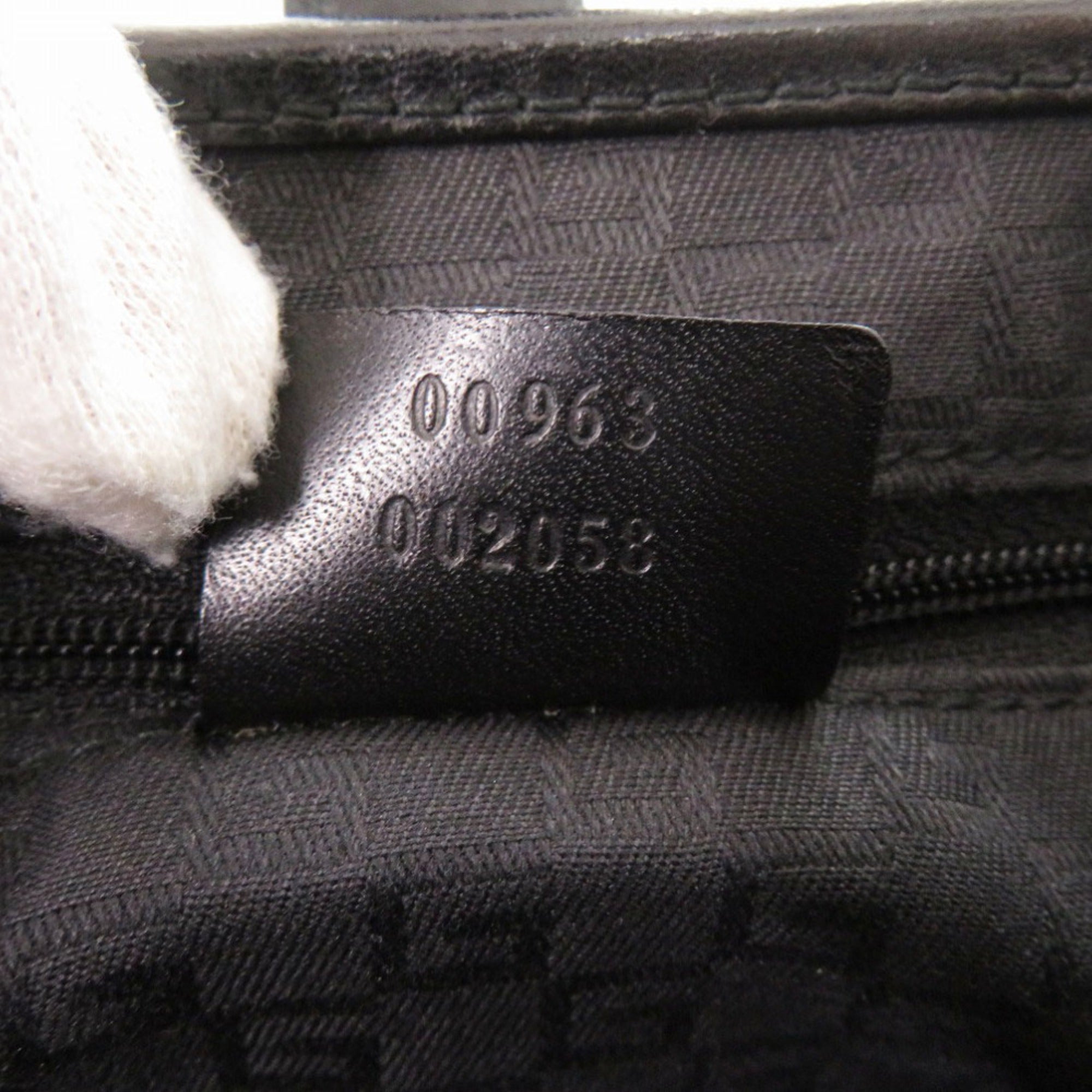 Gucci Black Suede Leather Handbag (Pre-Owned)