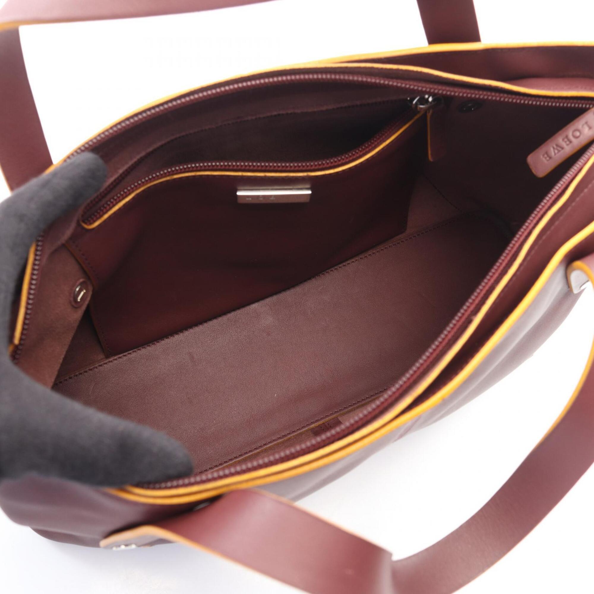 Loewe Bordeaux Leather Handbag (Pre-Owned)