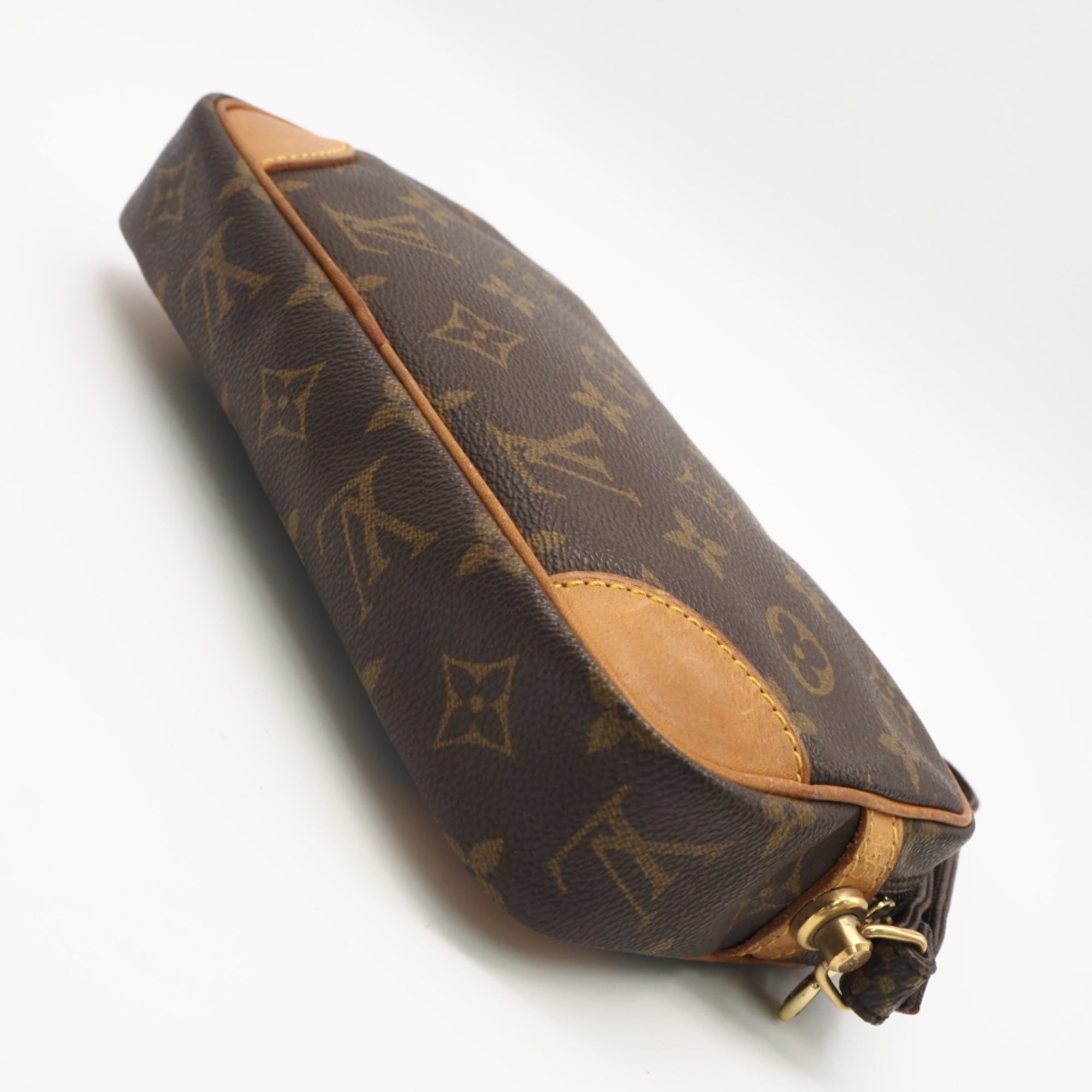 Louis Vuitton Beige Brown Coated Canvas Leather Clutch Bag (Pre-Owned)