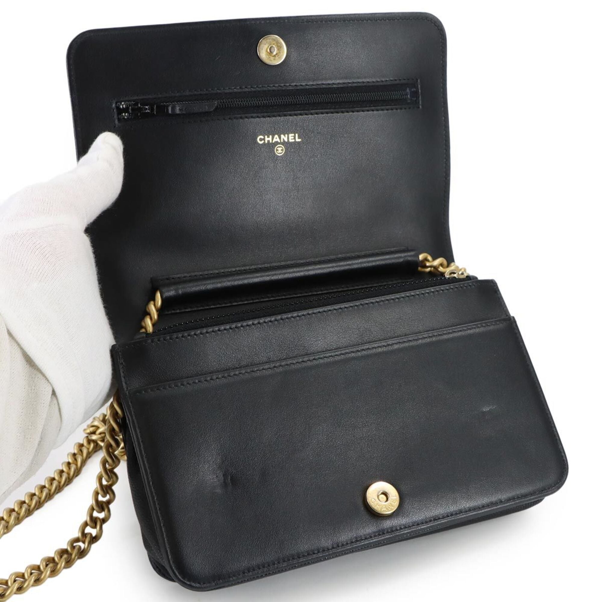 Chanel Black Grained Calfskin Chain/Shoulder Wallet (Pre-Owned)