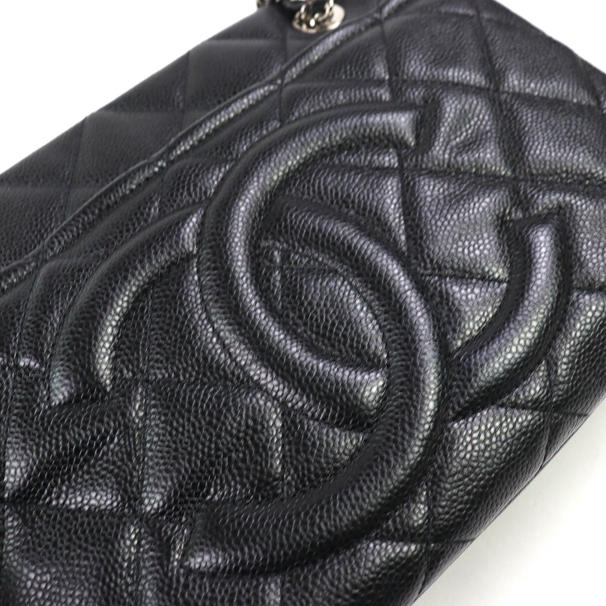 Chanel Matelasse Black Grained Calfskin Tote Bag (Pre-Owned)