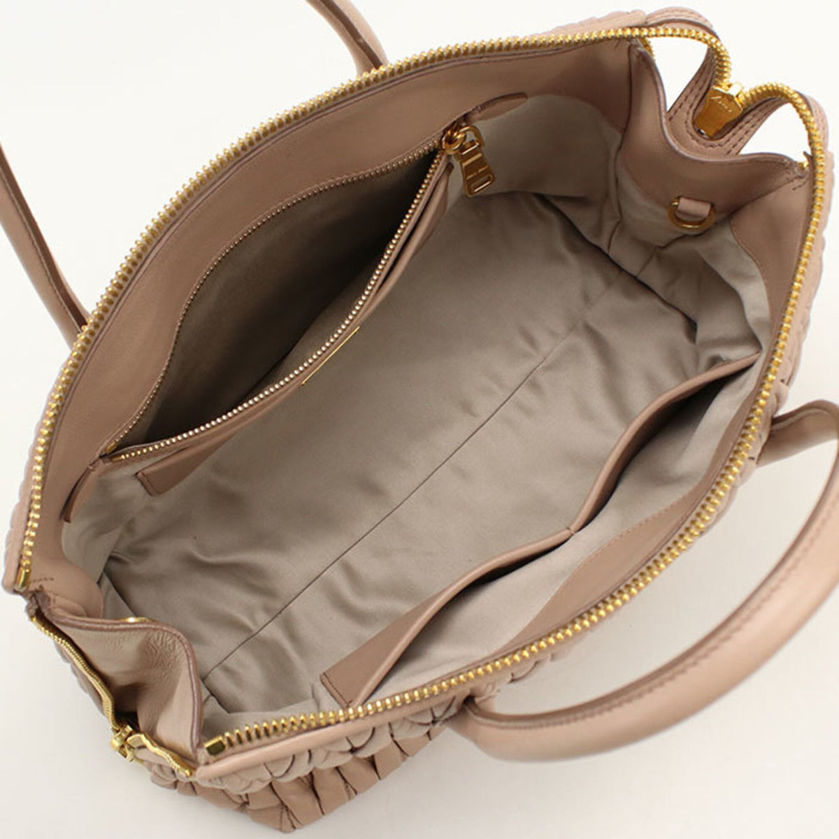 Miu Miu Pink Leather Handbag (Pre-Owned)