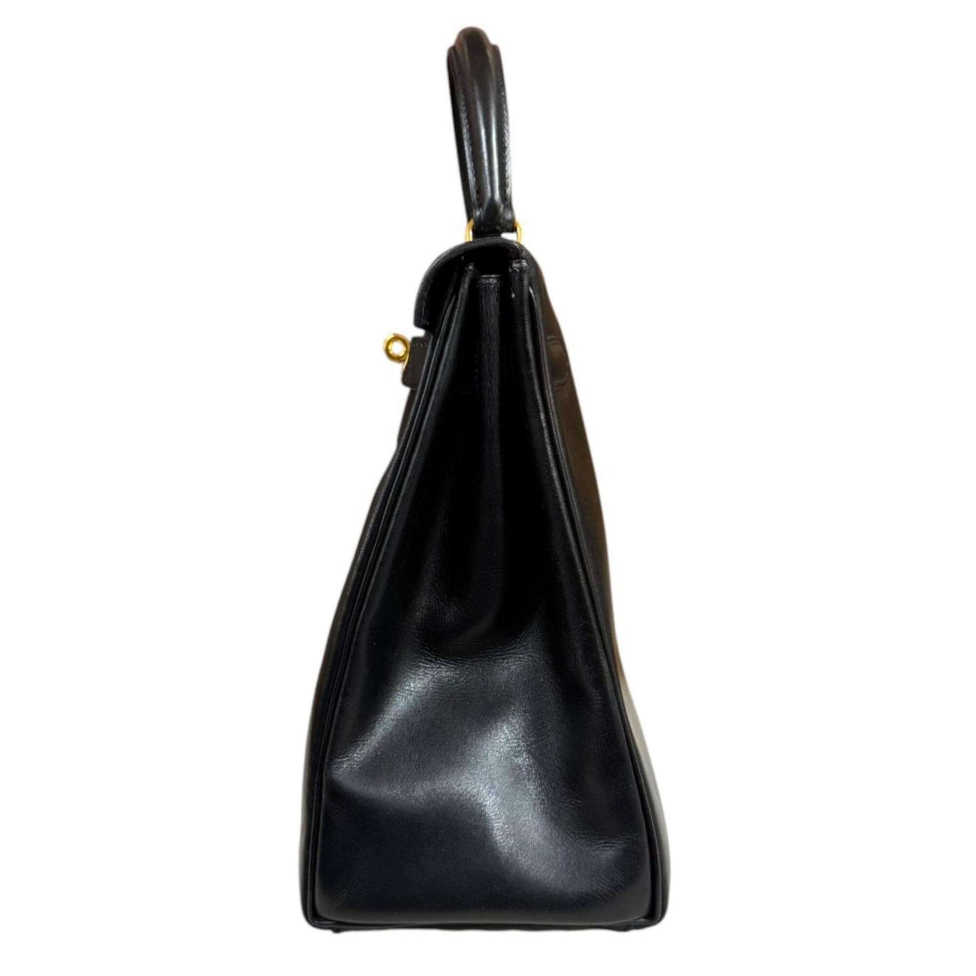 Hermes Black Box Calf Leather Shoulder Bag (Pre-Owned)