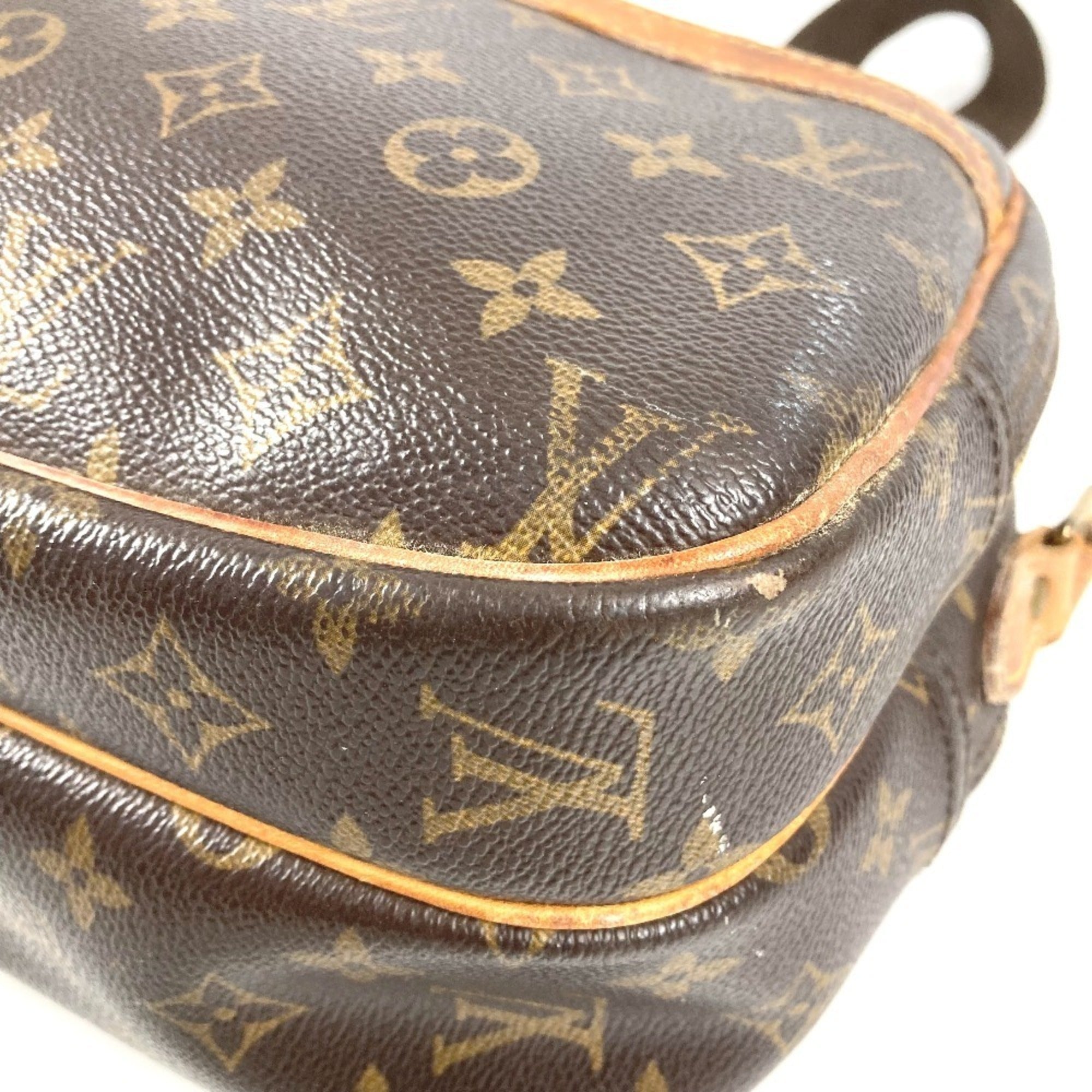 Louis Vuitton Brown Monogram Shoulder Bag (Pre-Owned)