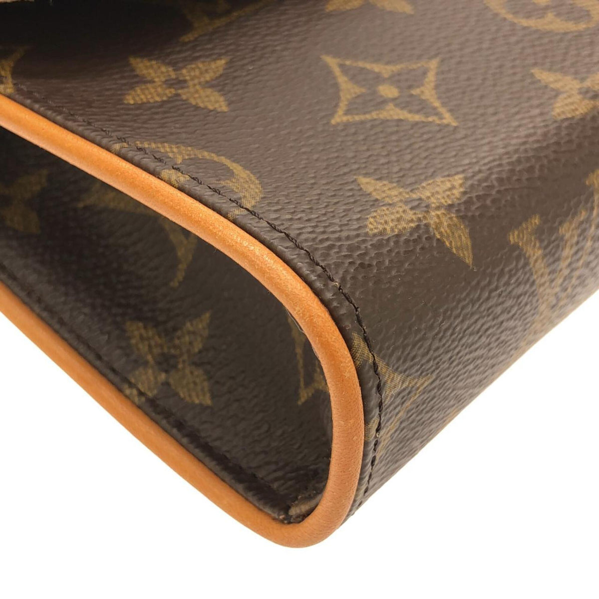 Louis Vuitton Marron Coated Canvas Fanny Pack (Pre-Owned)