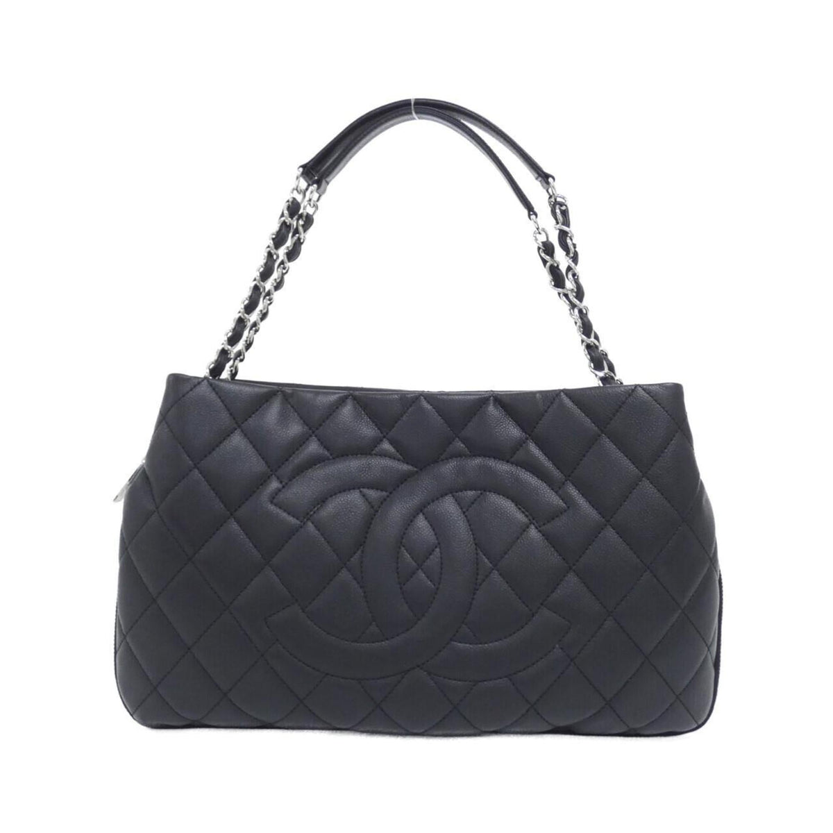 Chanel Black Grained Calfskin Shoulder Bag (Pre-Owned)