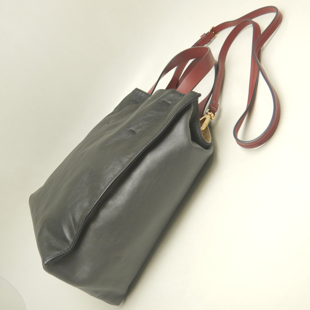 Marni Black Gray Tote Bag (Pre-Owned)