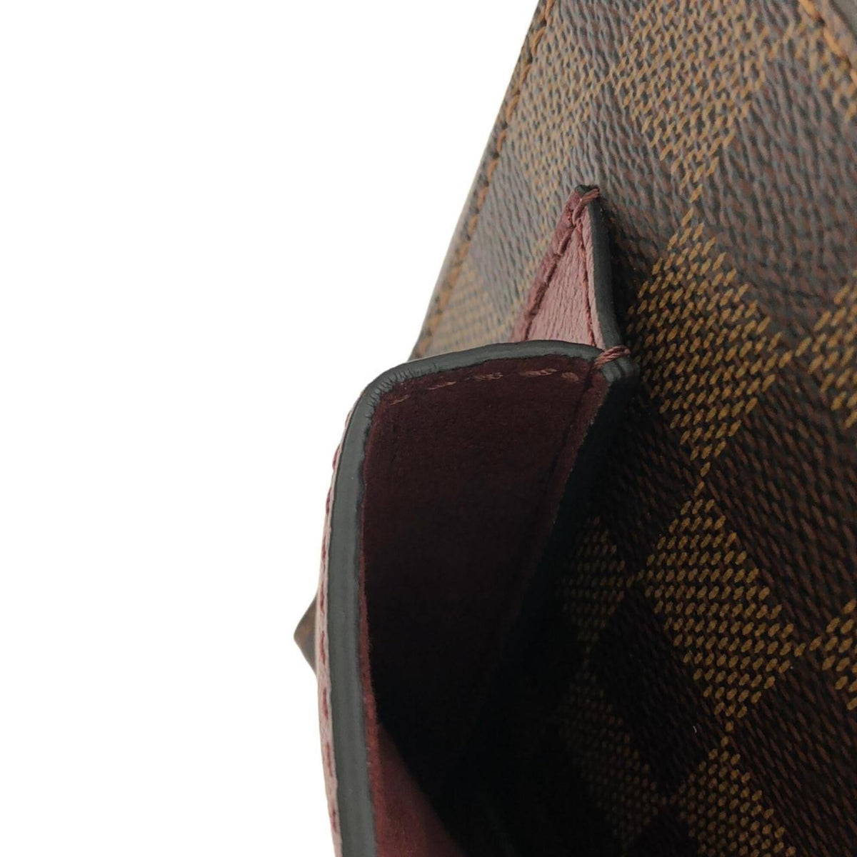 Louis Vuitton Brown Coated Canvas Shoulder Bag (Pre-Owned)