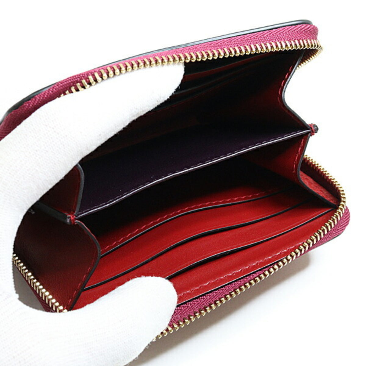 Bvlgari Red Color Wine Leather Coin Purse/Coin Case (Pre-Owned)