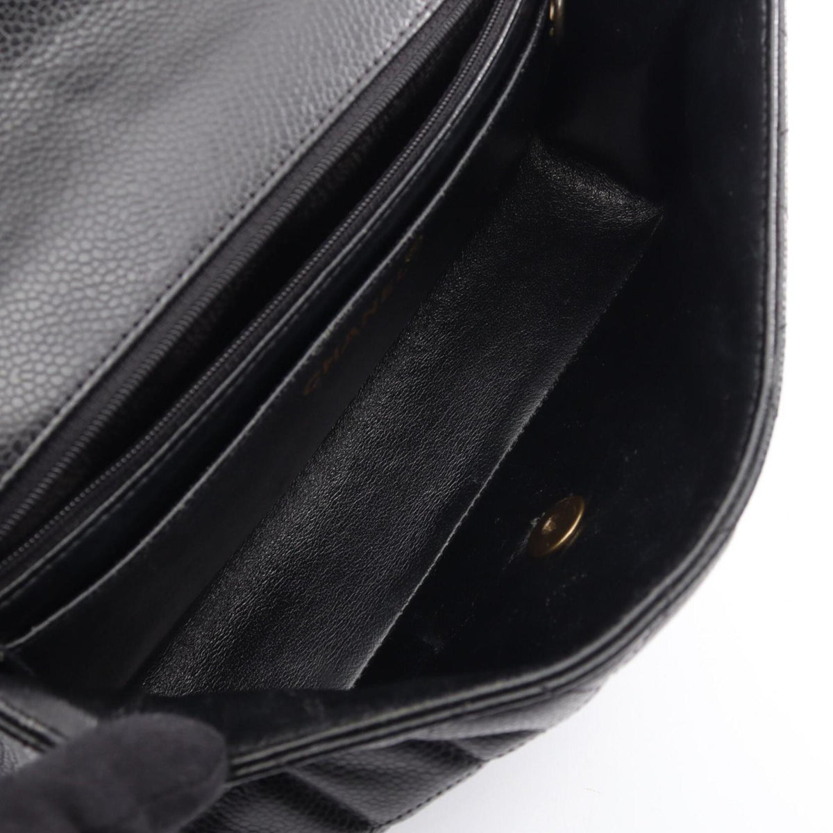 Chanel Black Grained Calfskin Handbag Shoulder Bag (Pre-Owned)
