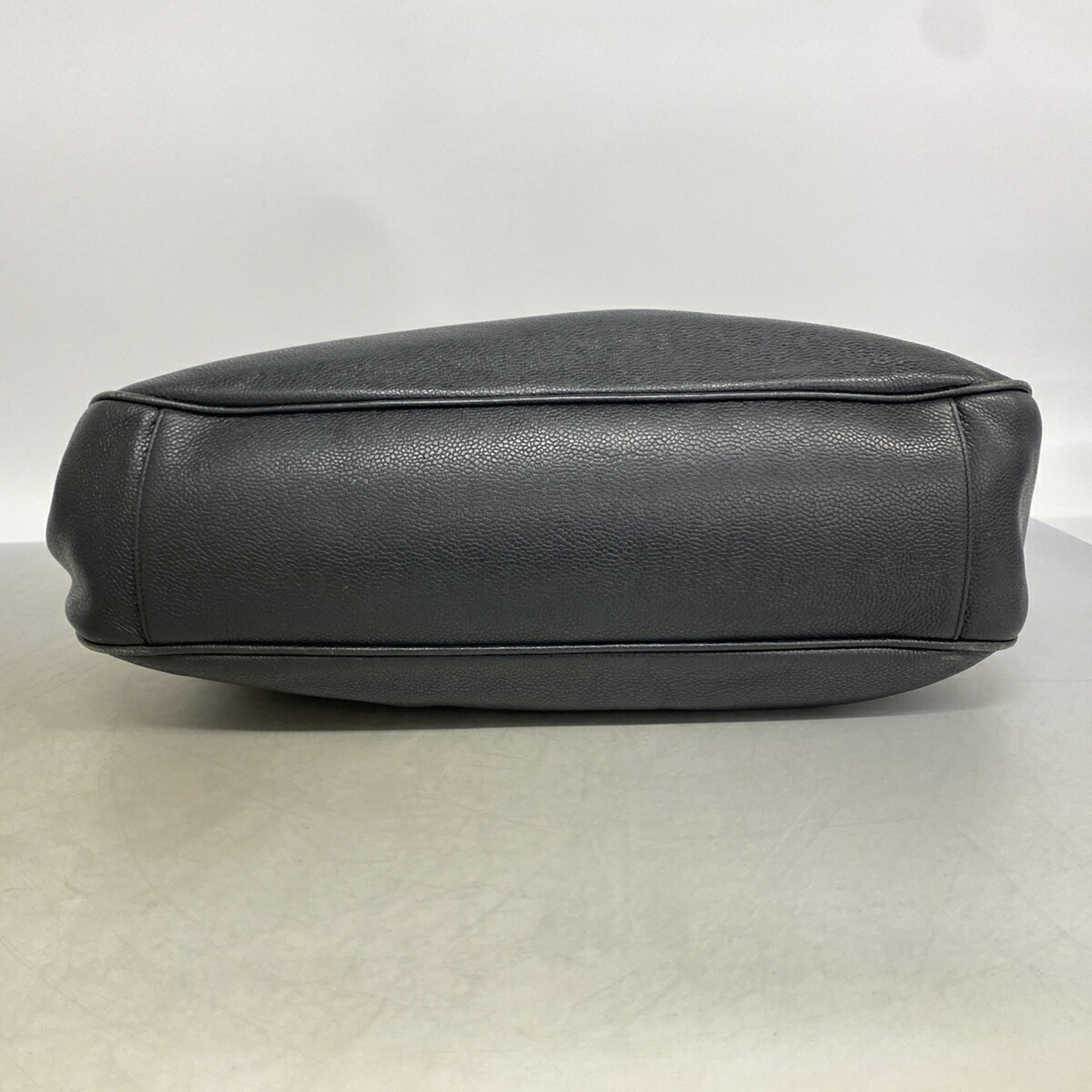 Chanel Black Grained Calfskin Tote Bag (Pre-Owned)