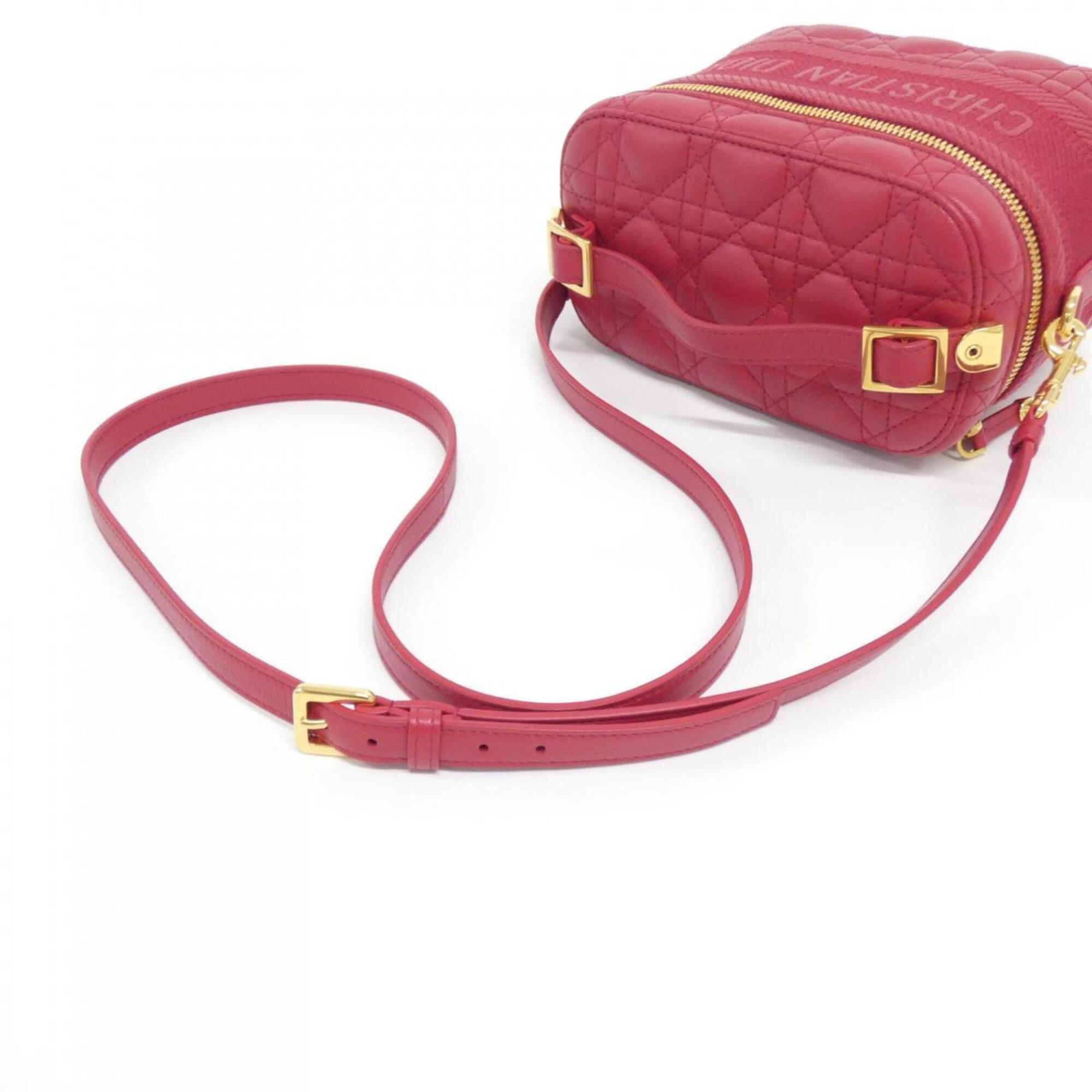 Christian Dior Red Color Leather Handbag (Pre-Owned)