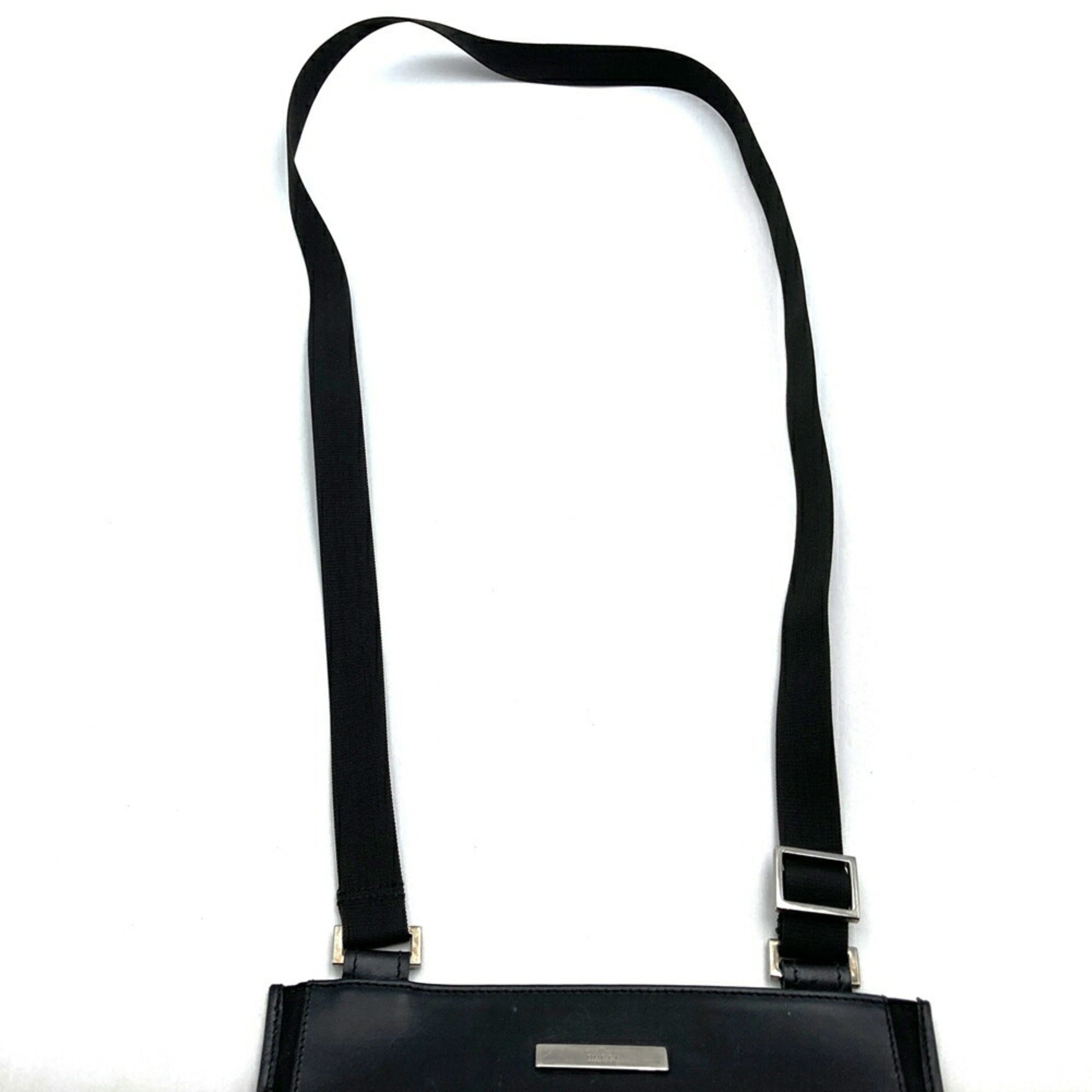 Gucci Black Nylon Leather Shoulder Bag (Pre-Owned)