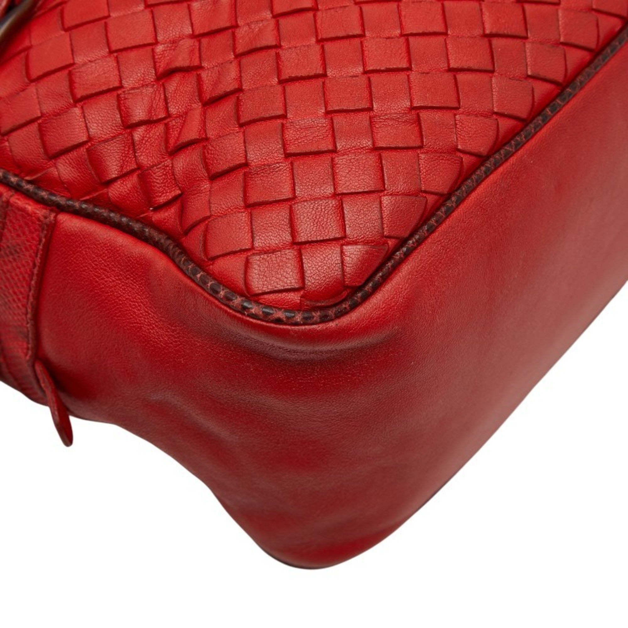Bottega Veneta Red Color Leather Handbag Shoulder Bag (Pre-Owned)