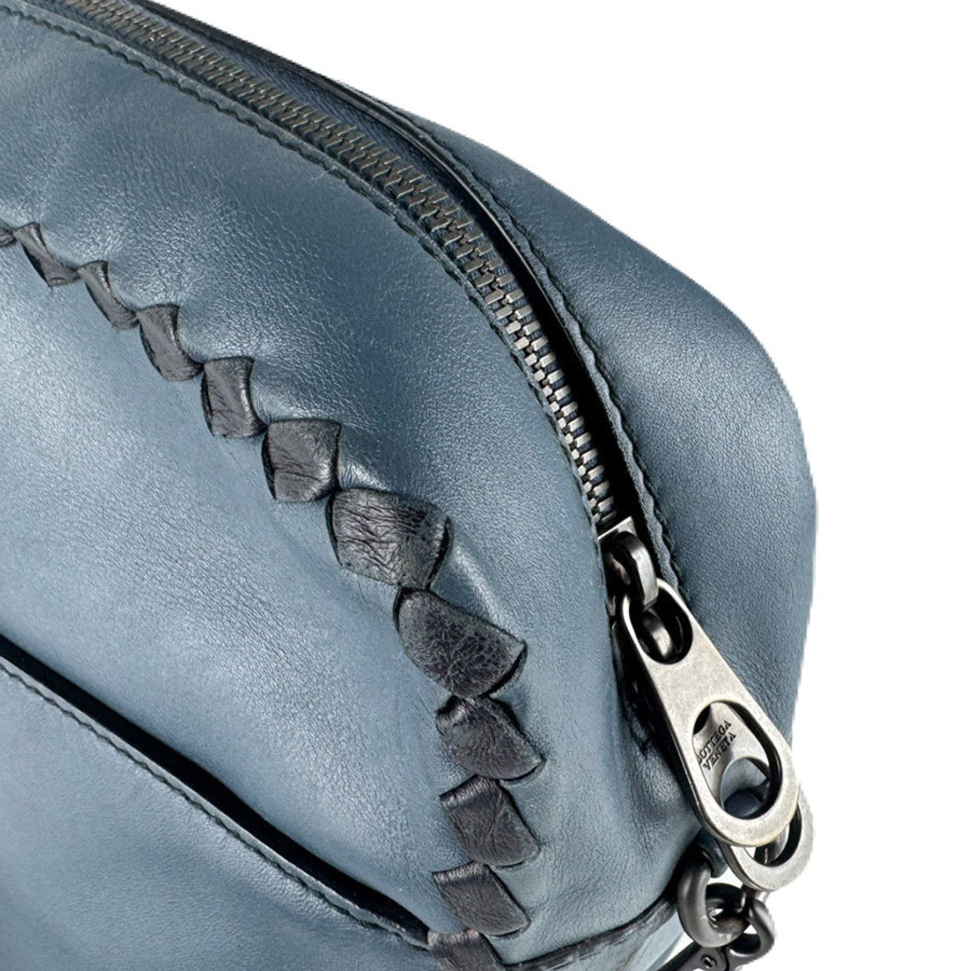 Bottega Veneta Black Dark Blue Leather Shoulder Bag (Pre-Owned)
