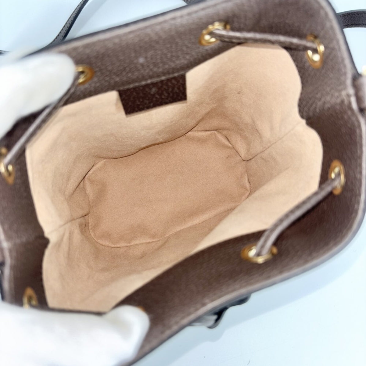 Gucci Beige Gg Supreme Canvas Shoulder Bag (Pre-Owned)