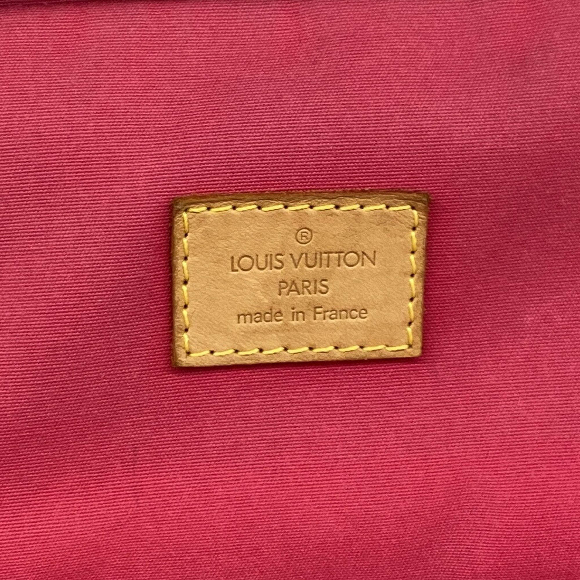 Louis Vuitton Fuchsia Pink Shoulder Bag (Pre-Owned)