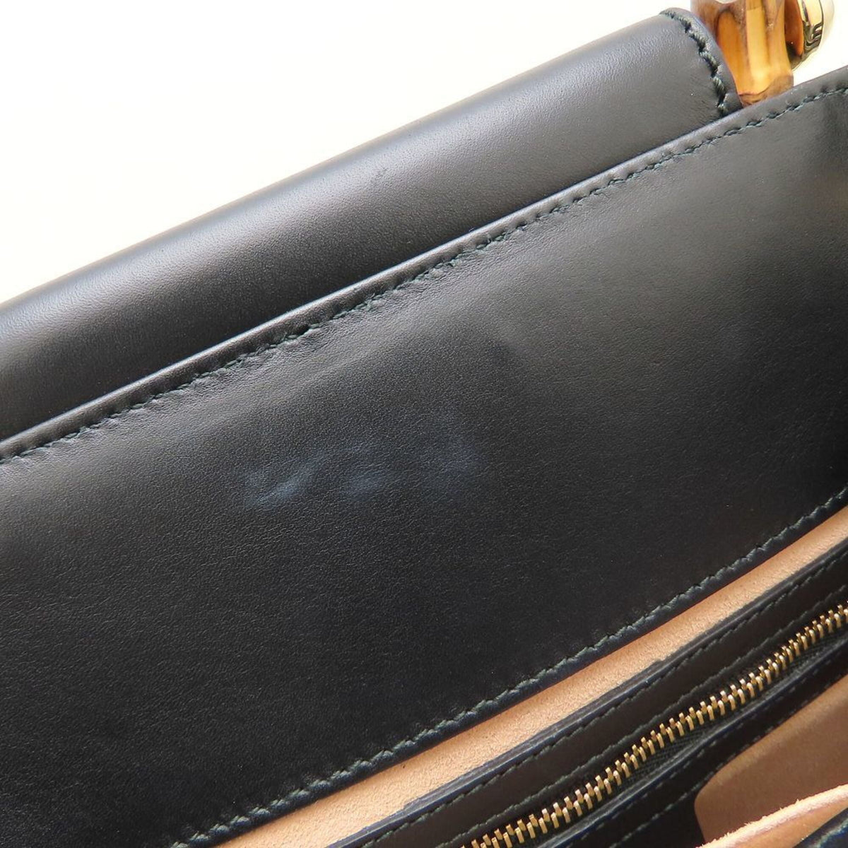 Gucci Black Bamboo Leather Handbag (Pre-Owned)