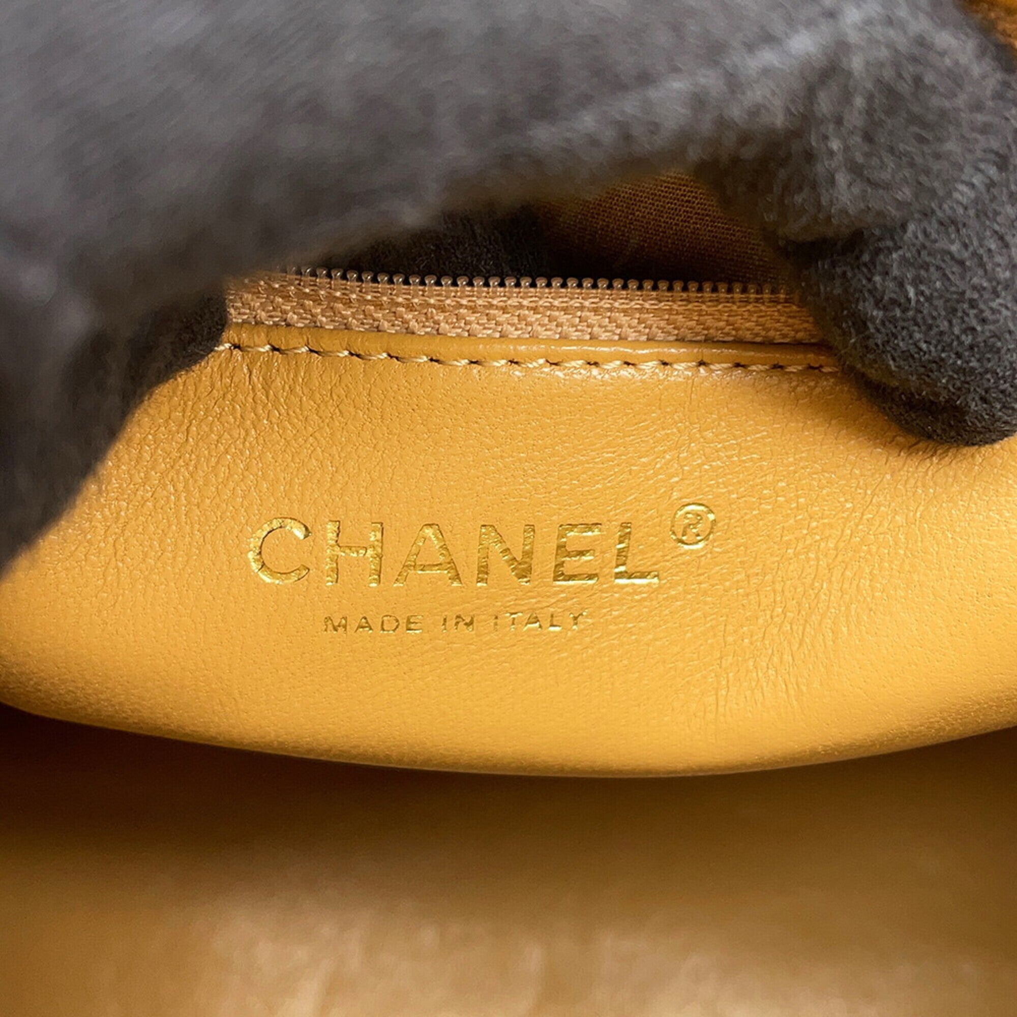 Chanel Beige Grained Calfskin Handbag Tote Bag (Pre-Owned)