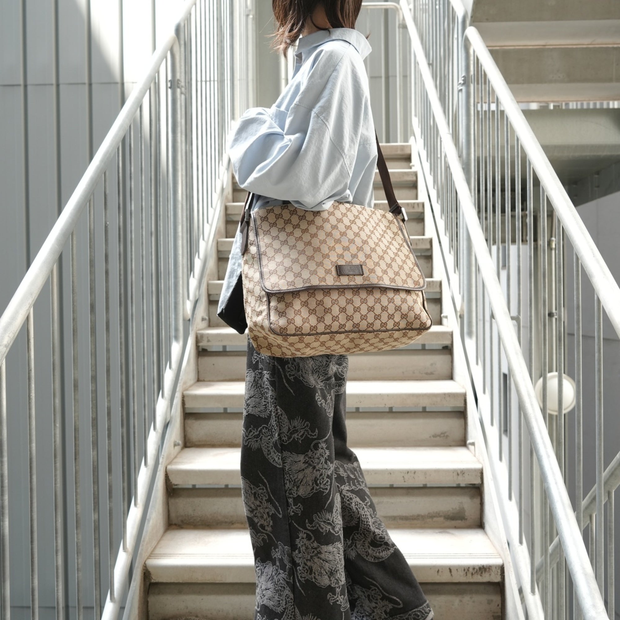 Gucci Gg Canvas Beige Gg Canvas Shoulder Bag (Pre-Owned)