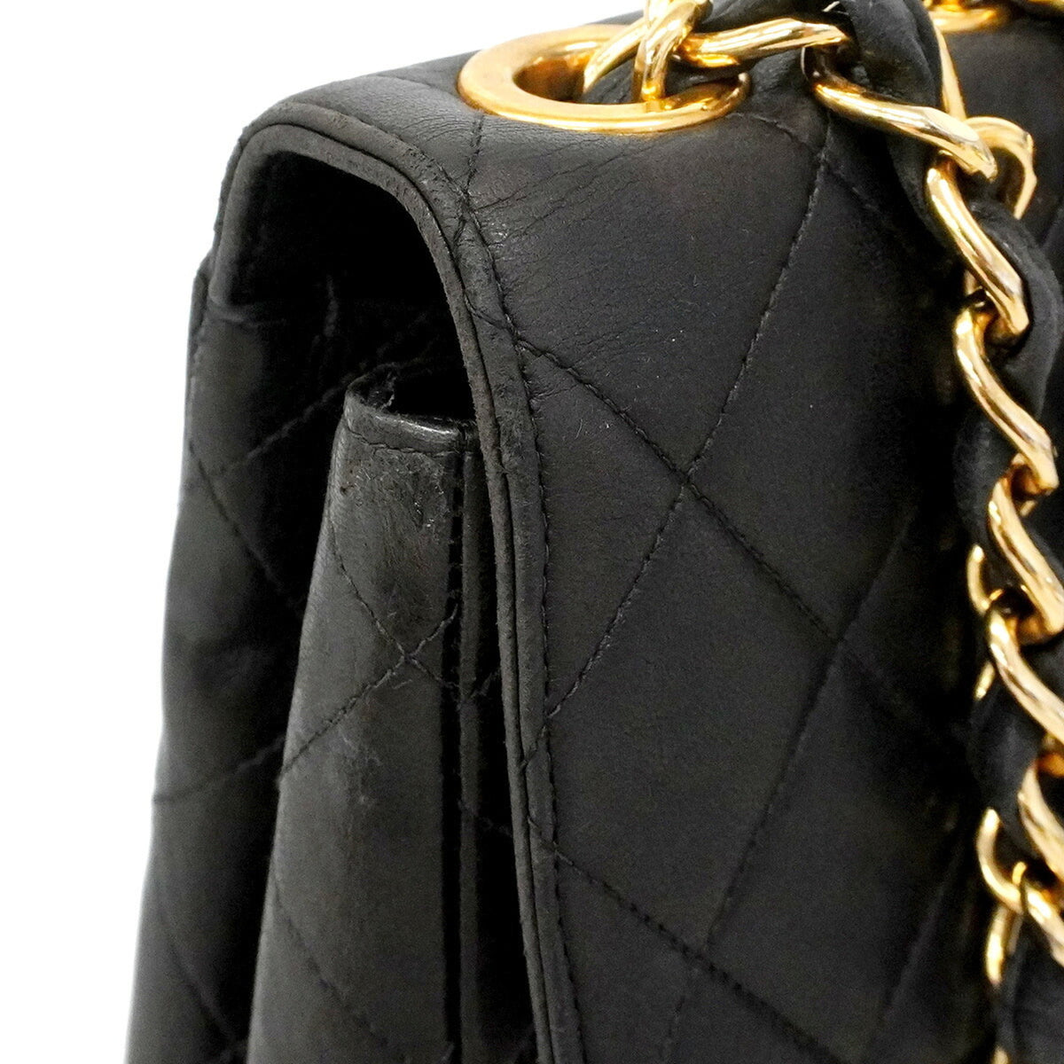 Chanel Black Leather Shoulder Bag (Pre-Owned)