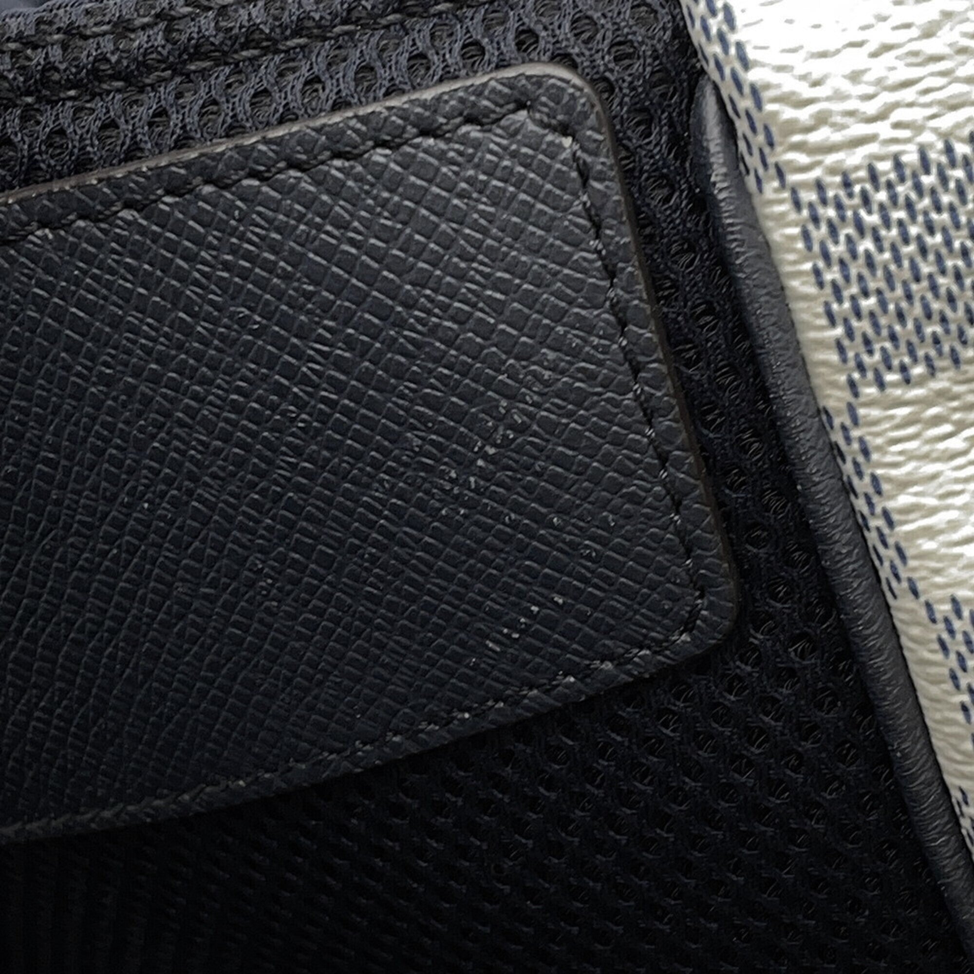 Louis Vuitton Damier Damier Canvas Navy White Backpack (Pre-Owned)