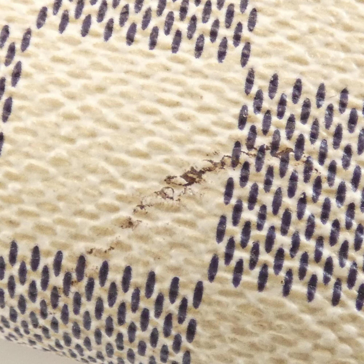 Louis Vuitton Azur Coated Canvas Shoulder Bag (Pre-Owned)