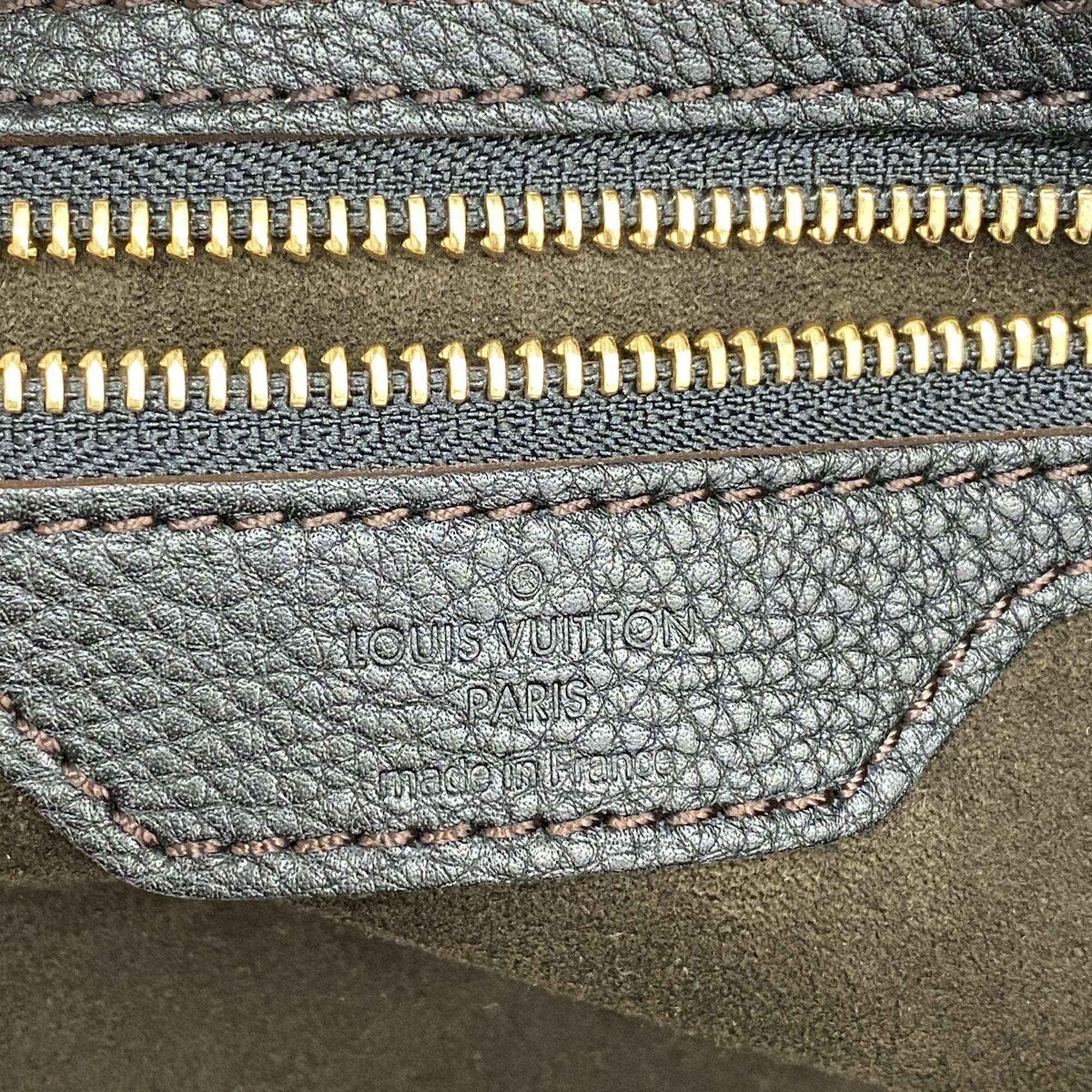 Louis Vuitton Noir Tote Bag (Pre-Owned)
