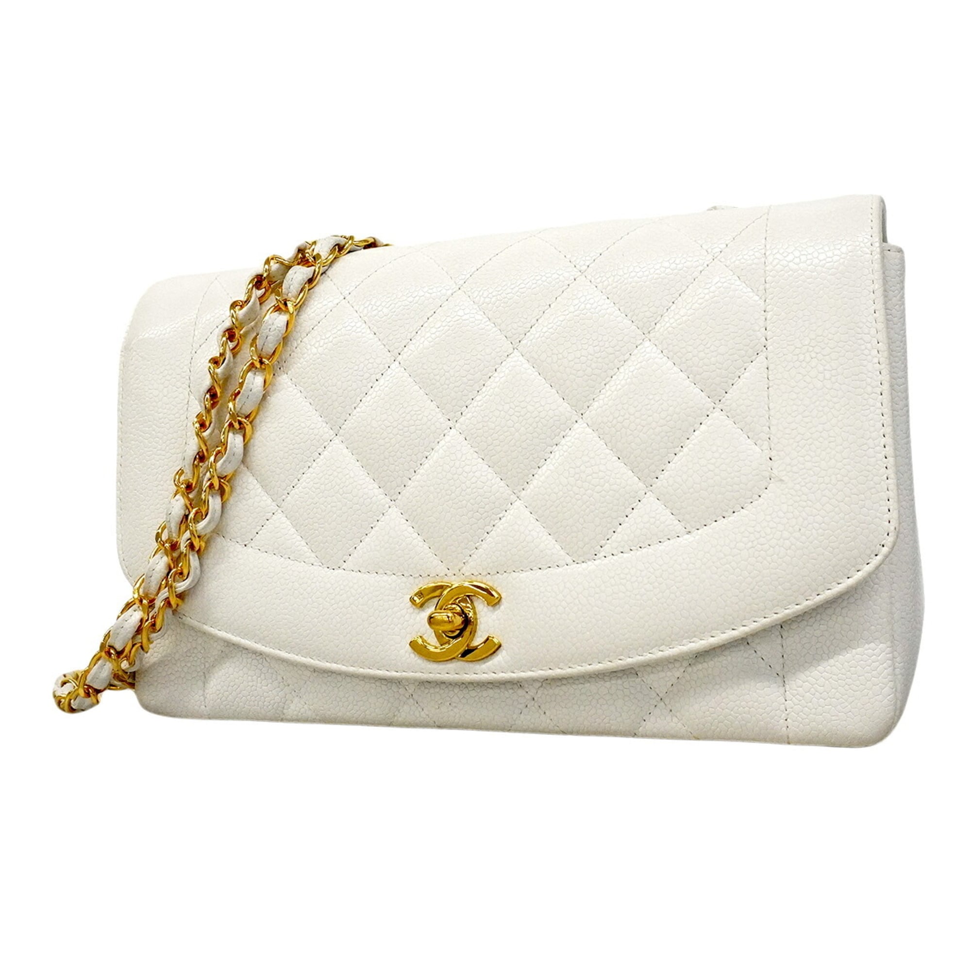 Chanel White Grained Calfskin Shoulder Bag (Pre-Owned)