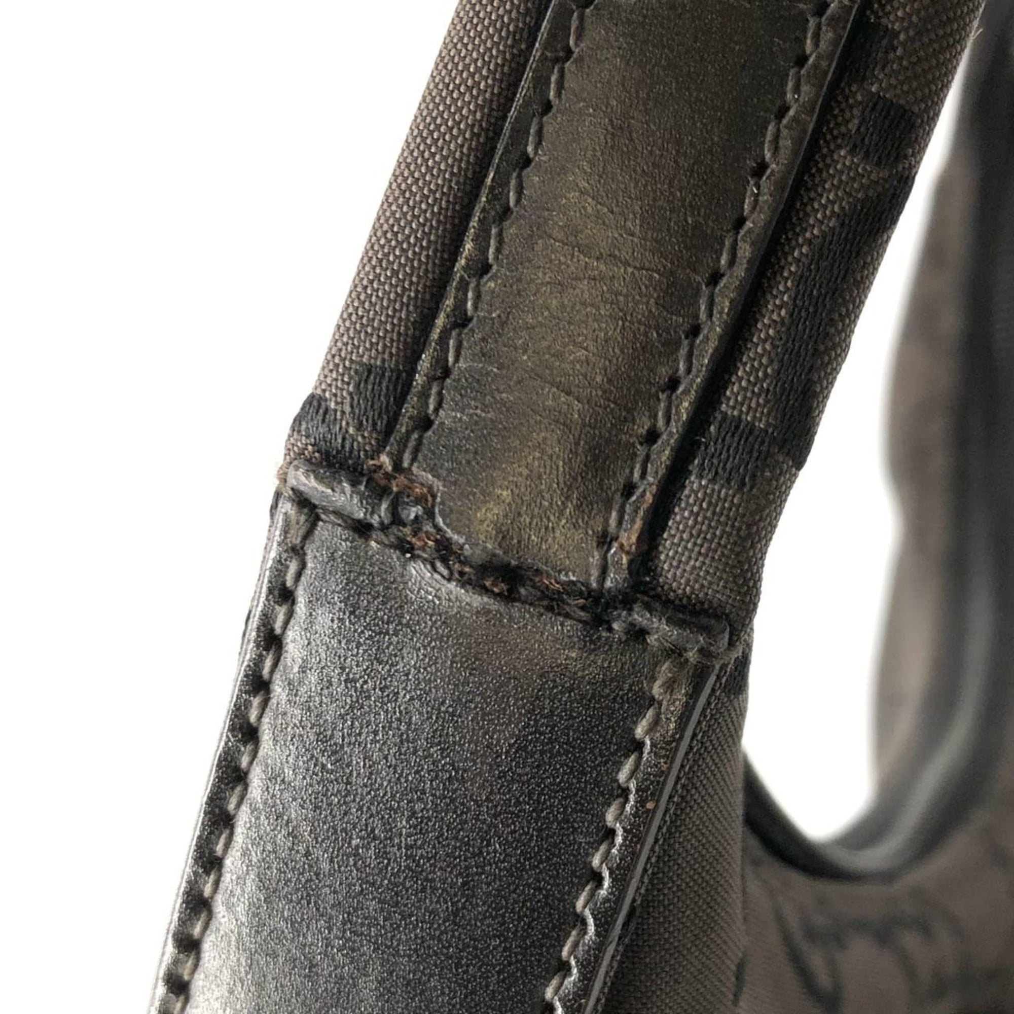 Gucci Brown Nylon Handbag Shoulder Bag (Pre-Owned)