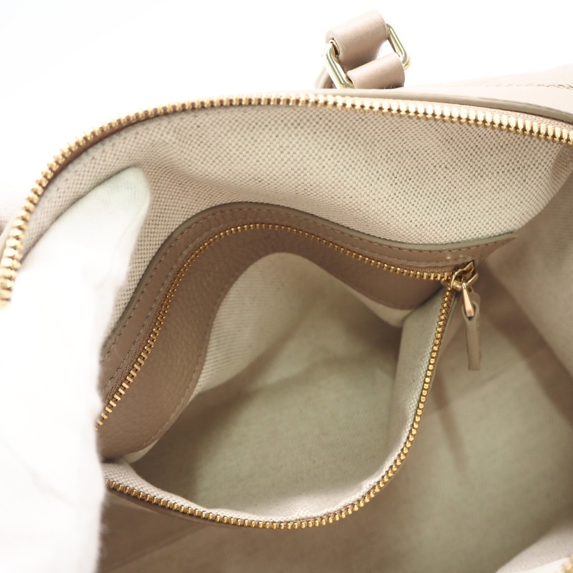 Gucci Beige Leather Handbag (Pre-Owned)