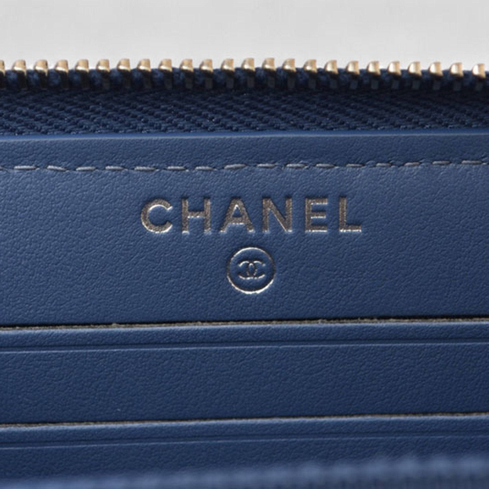 Chanel Blue Tweed Wallet (Bi-Fold) (Pre-Owned)