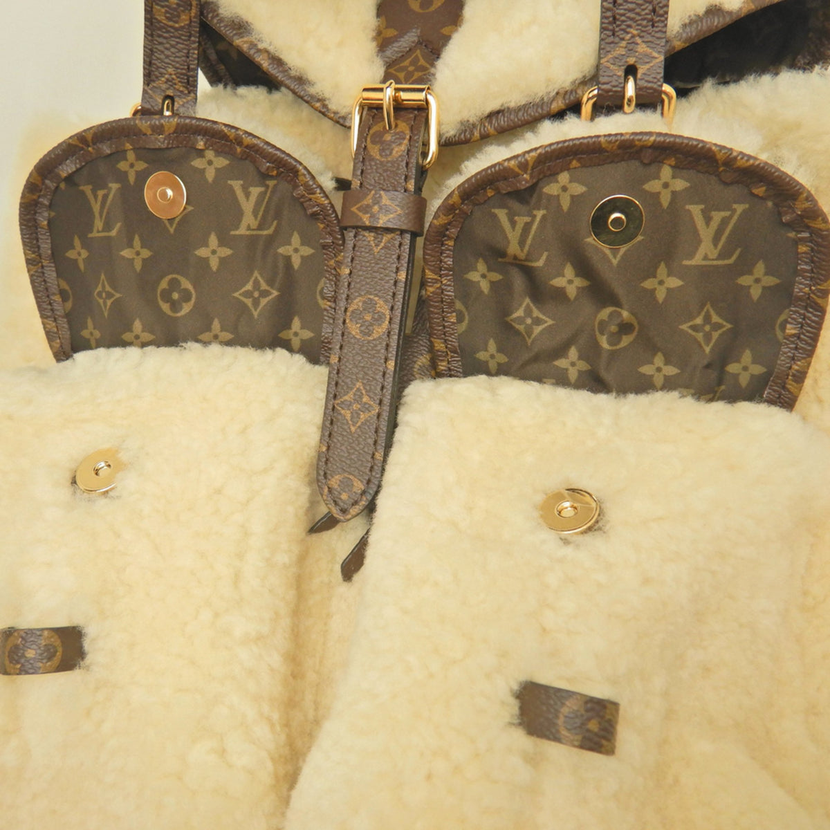 Louis Vuitton Cream Leather Backpack (Pre-Owned)