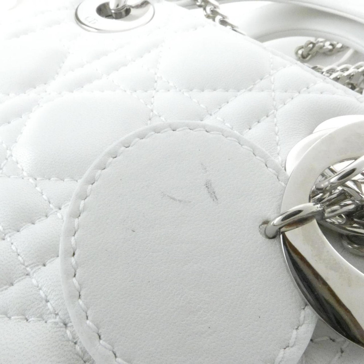 Christian Dior White Leather Handbag (Pre-Owned)