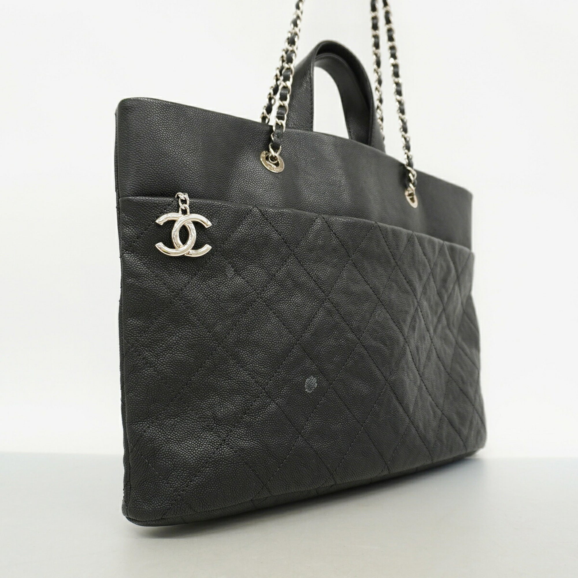 Chanel Black Grained Calfskin Tote Bag (Pre-Owned)