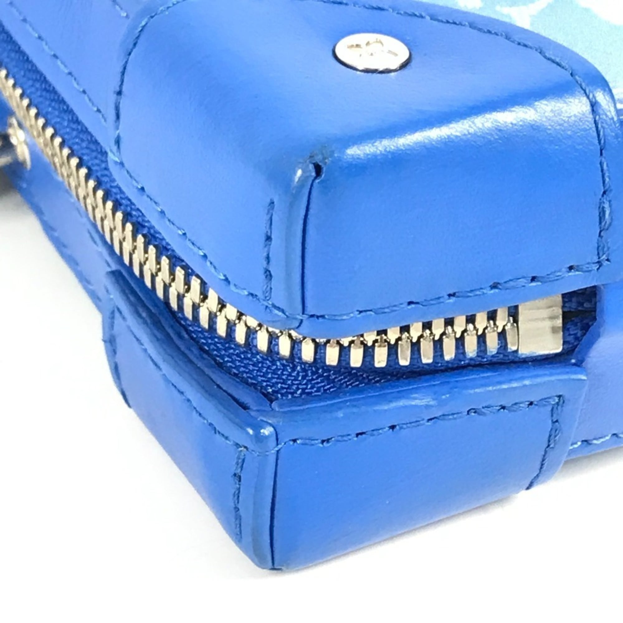 Louis Vuitton Blue White Leather Clutch Bag Pochette Shoulder Bag (Pre-Owned)