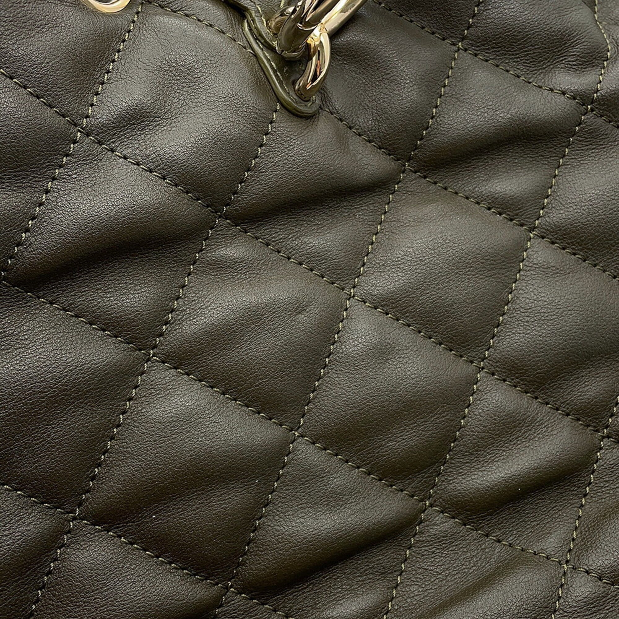 Chanel Matelasse Khaki Leather Handbag (Pre-Owned)