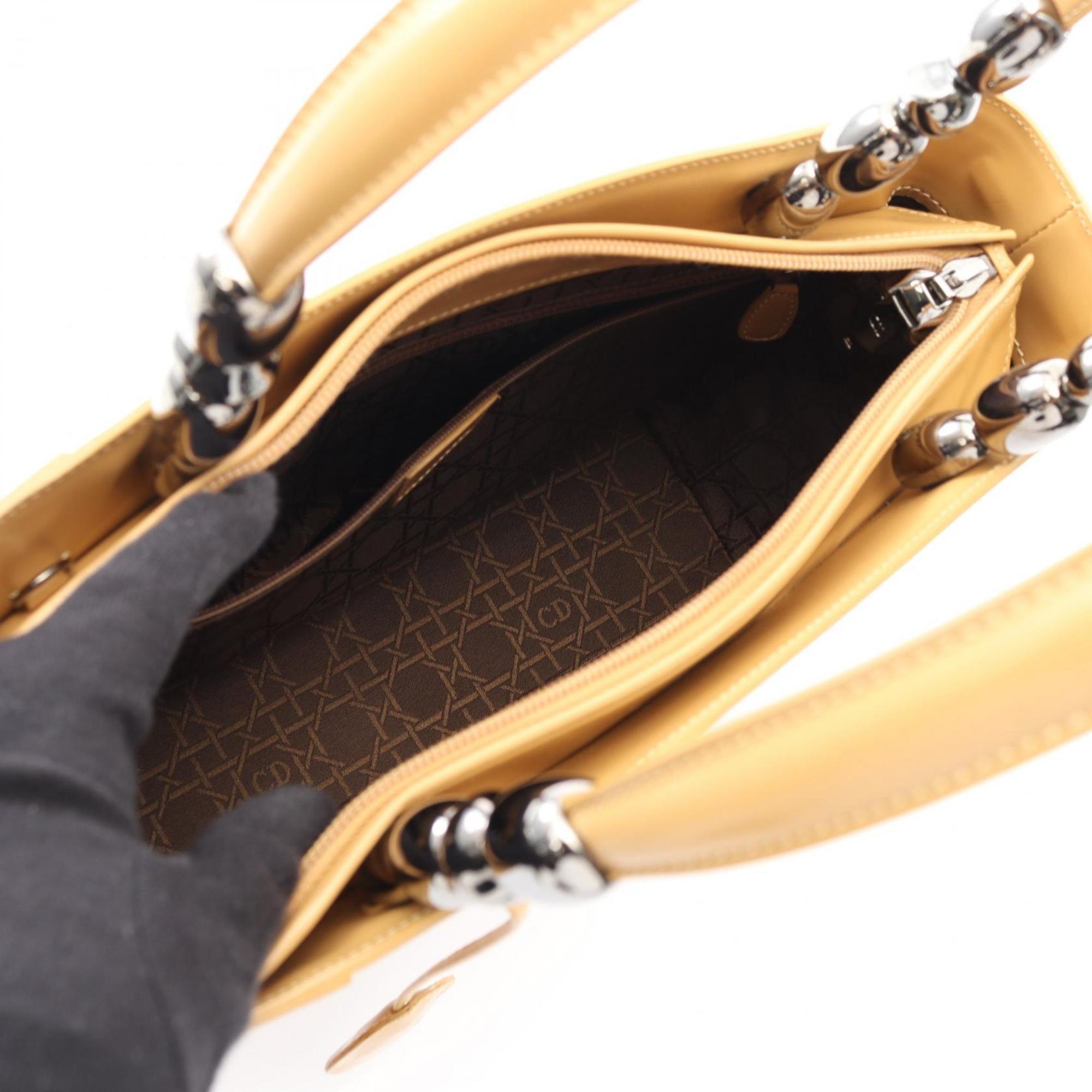 Christian Dior Beige Leather Handbag (Pre-Owned)