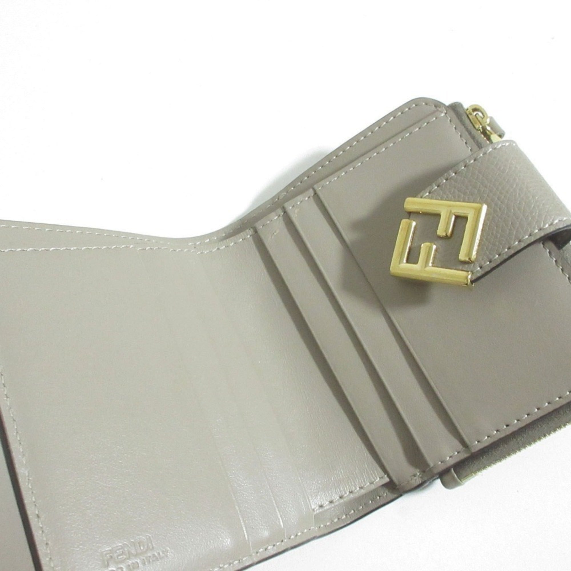Fendi Beige Wallet (Bi-Fold) (Pre-Owned)