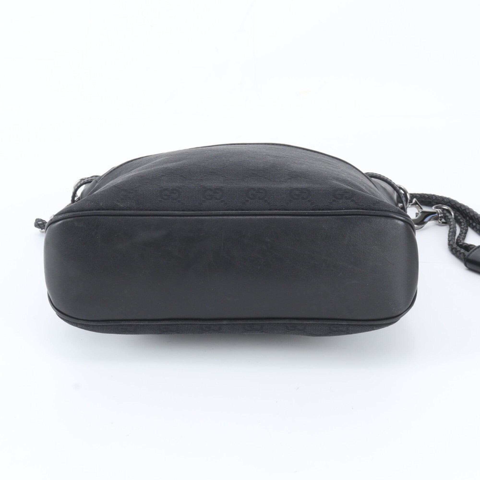 Gucci Gg Canvas Black Gg Canvas Shoulder Bag (Pre-Owned)