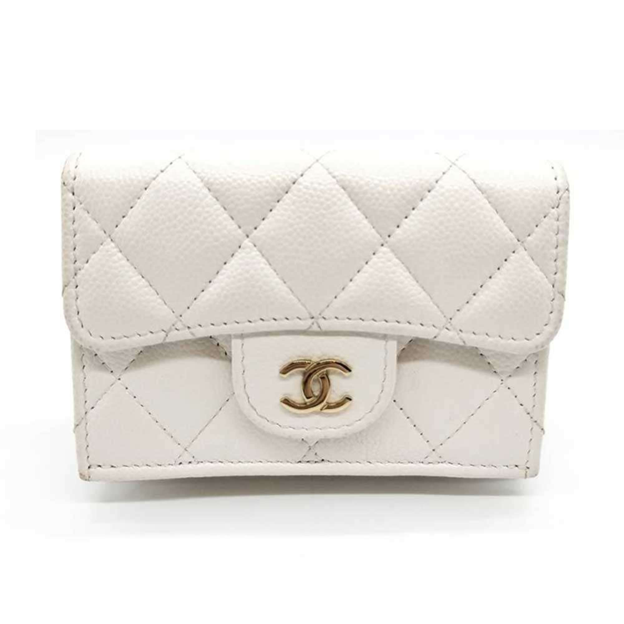 Chanel White Grained Calfskin Wallet (Tri-Fold) (Pre-Owned)