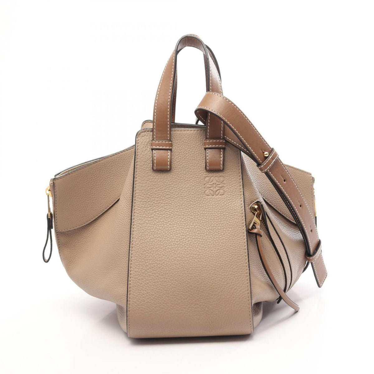 Loewe Beige Leather Handbag (Pre-Owned)