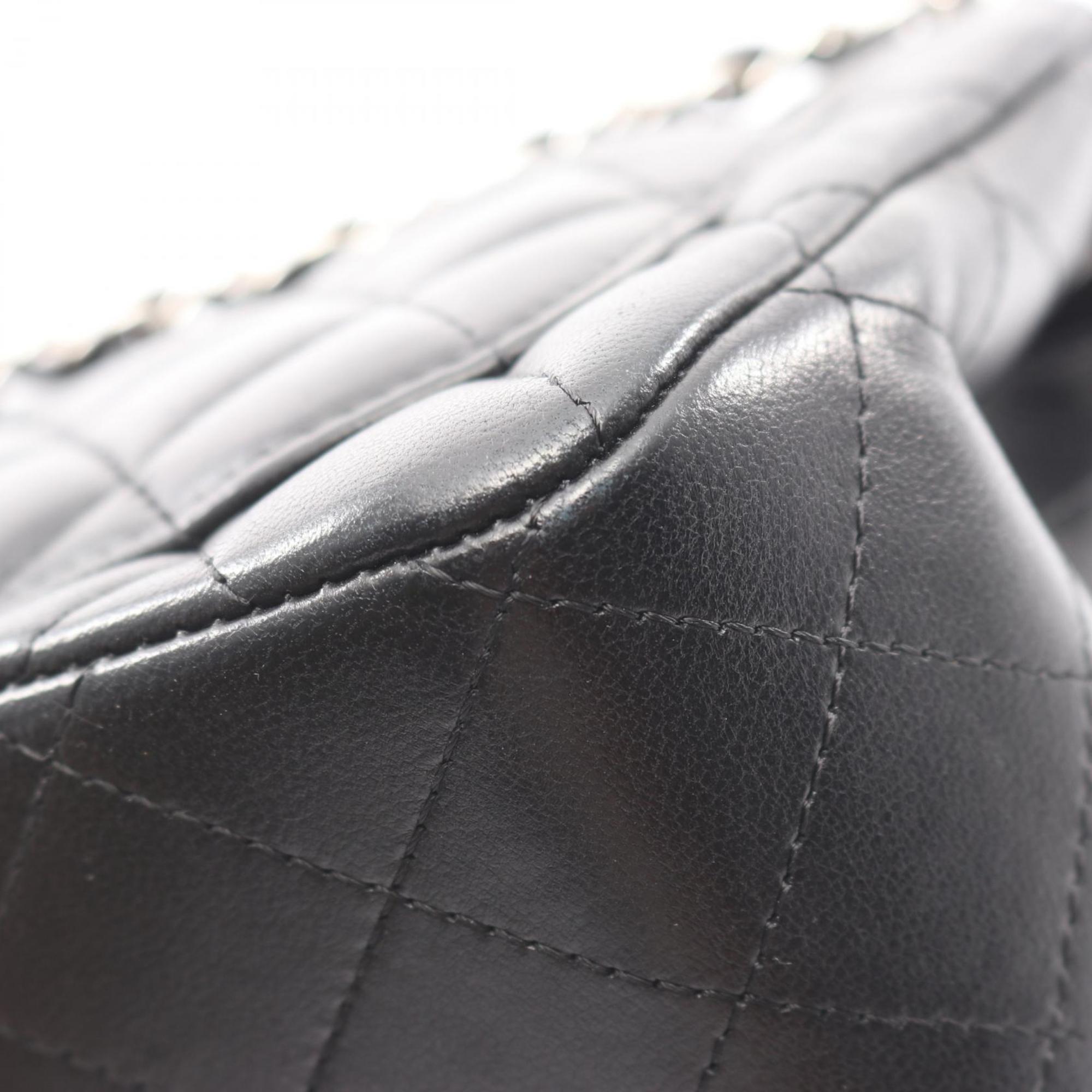 Chanel Black Leather Handbag Shoulder Bag (Pre-Owned)