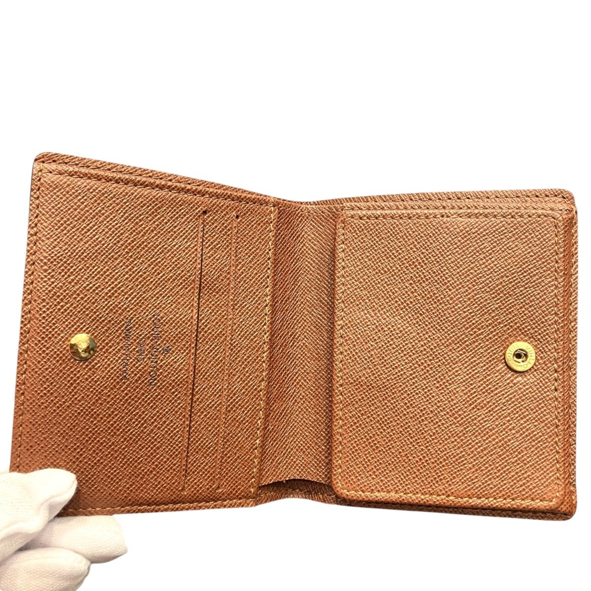 Louis Vuitton Monogram Monogram Wallet (Bi-Fold) (Pre-Owned)
