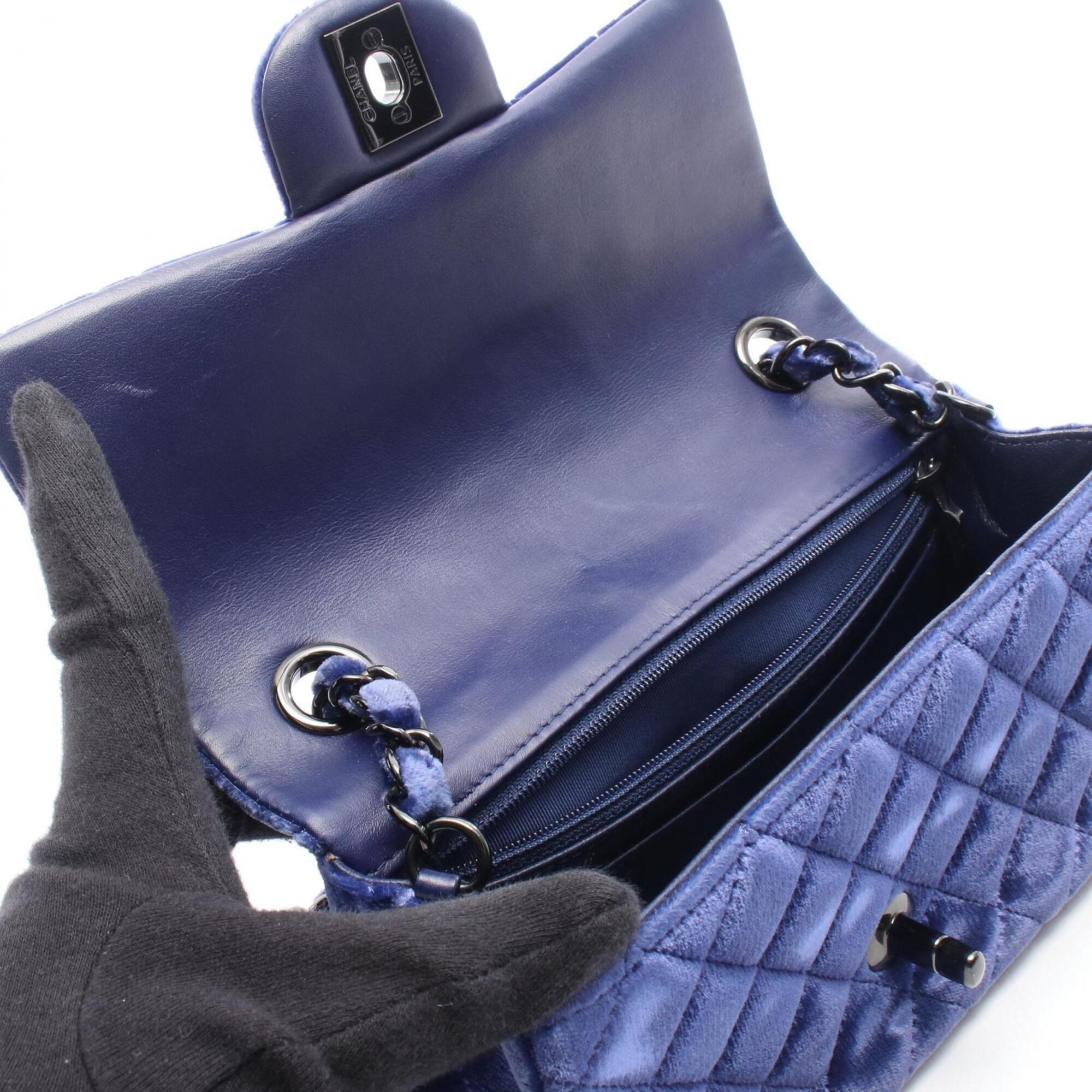 Chanel Blue Fabric Handbag Shoulder Bag (Pre-Owned)