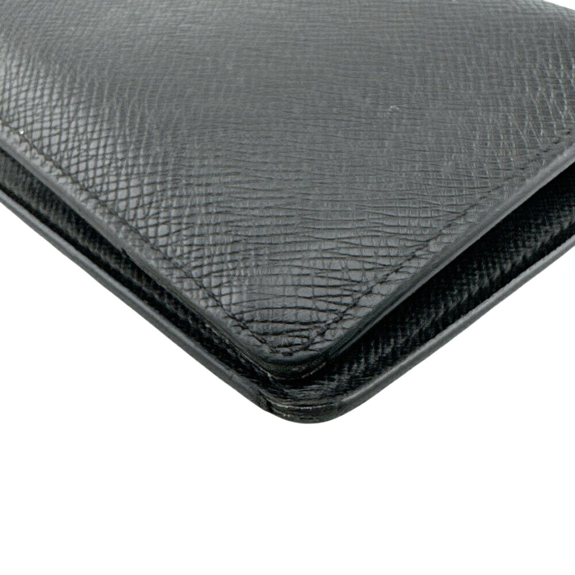 Louis Vuitton Black Leather (Pre-Owned)