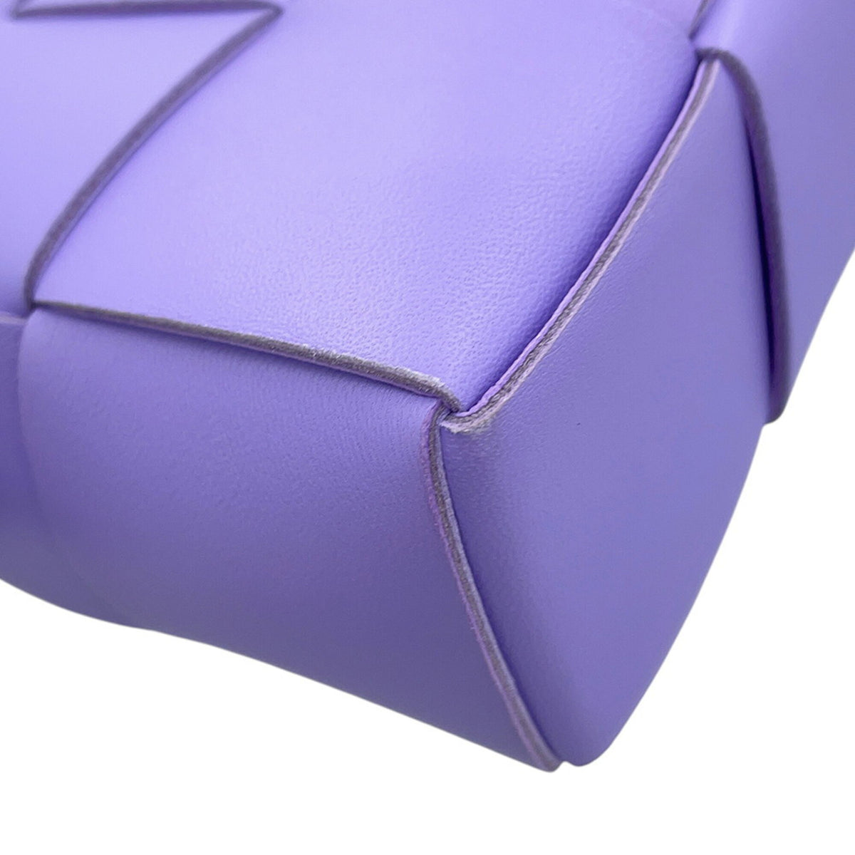 Bottega Veneta Purple Leather Handbag (Pre-Owned)